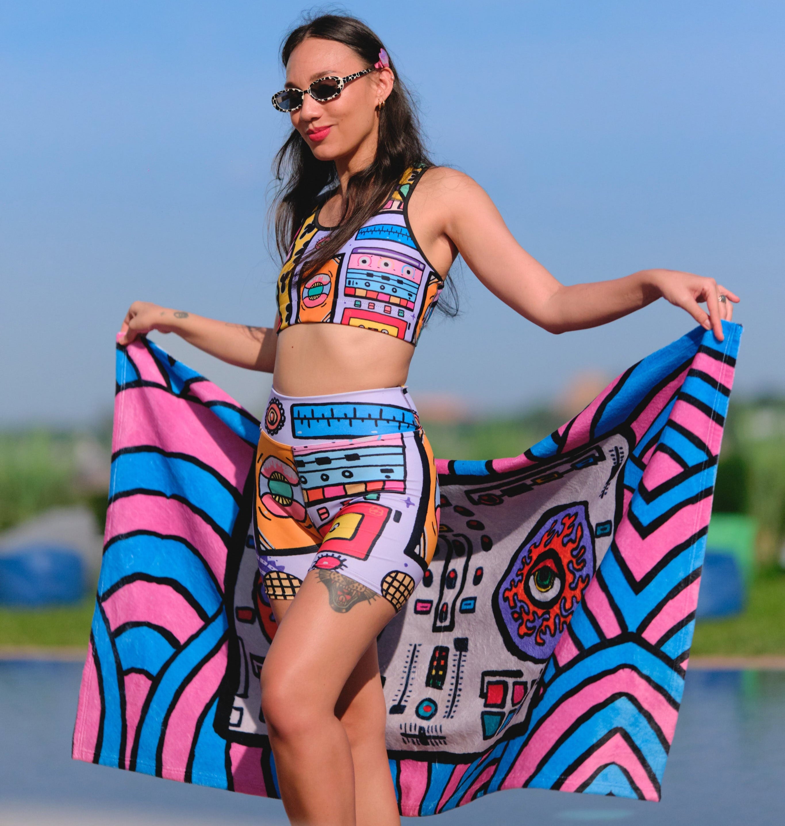 Serviette de plage 'DJ Kunty' 